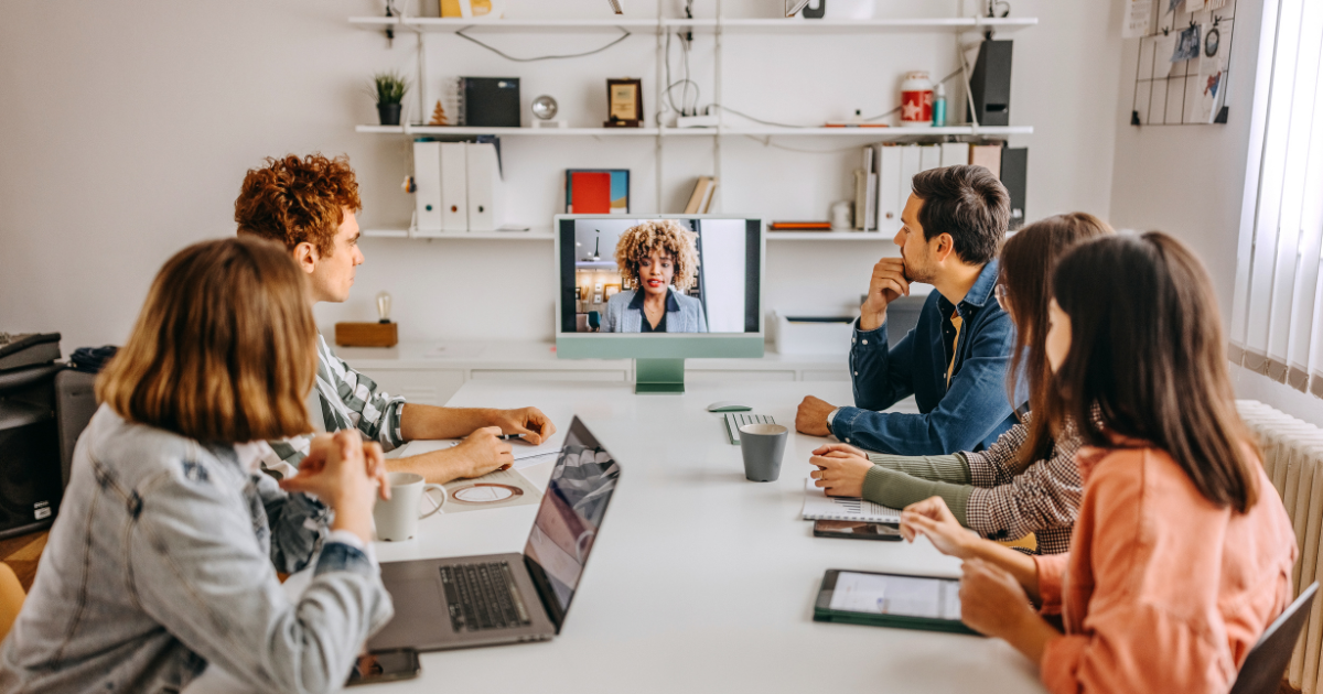 The advantage of hybrid working